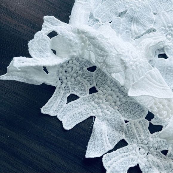 Caution the the Wind White Appliqué Crop Top - Picture 8 of 14